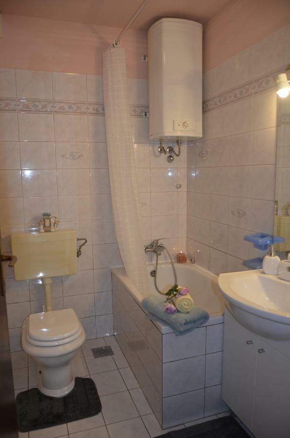 Apartman Una Apartment Криквеница Екстериор снимка