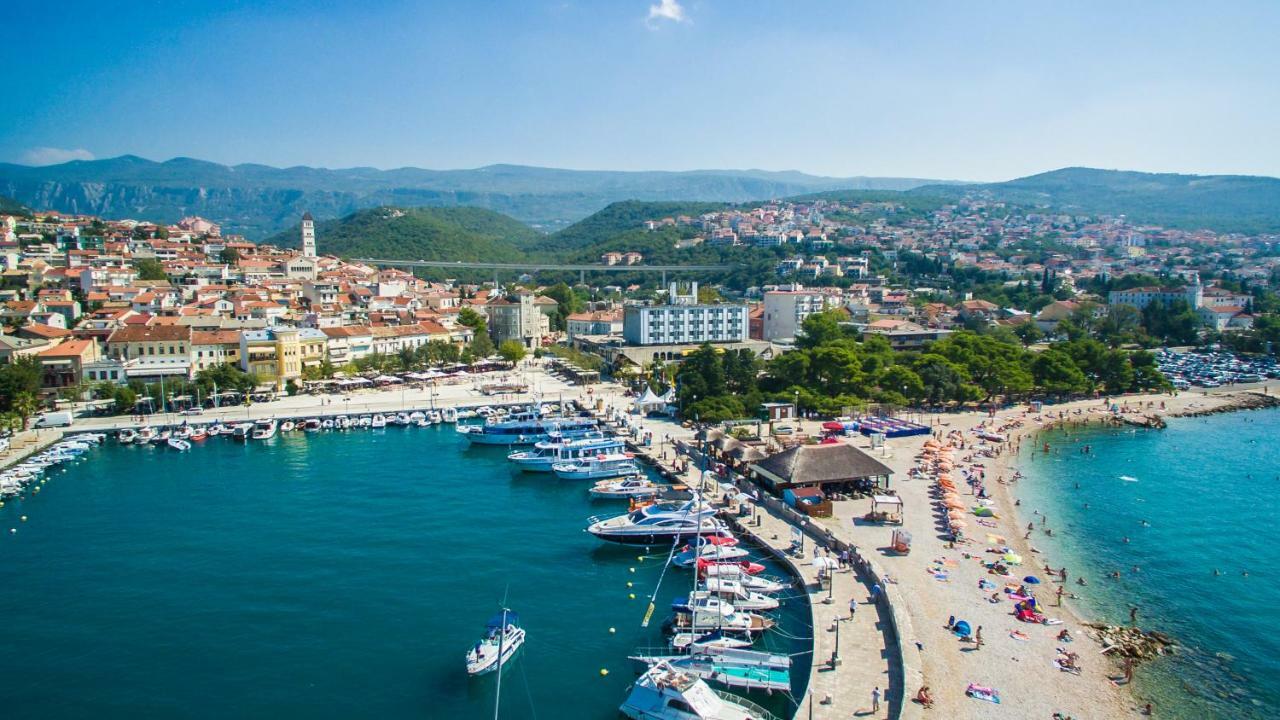 Apartman Una Apartment Криквеница Екстериор снимка