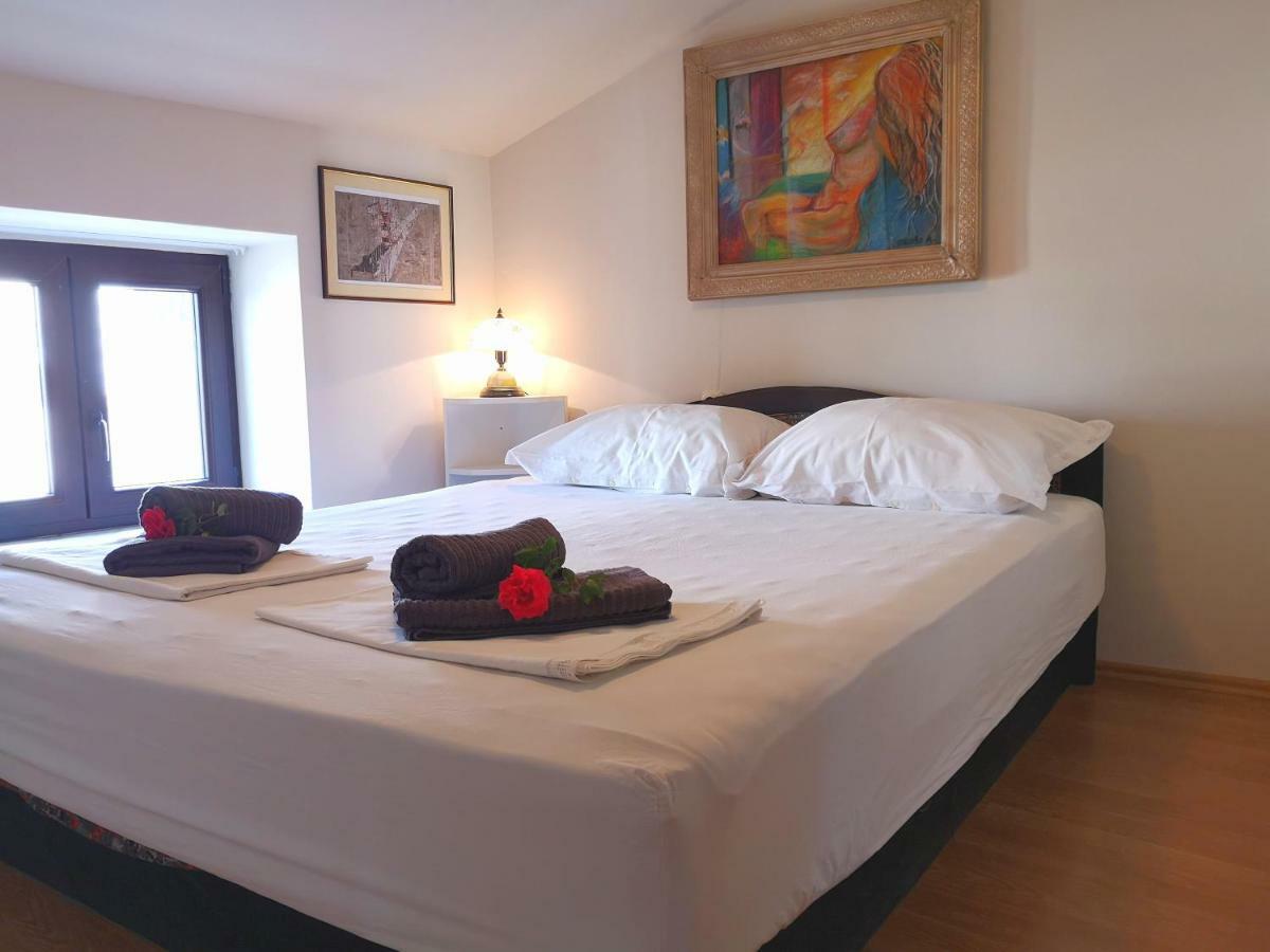 Apartman Una Apartment Криквеница Екстериор снимка